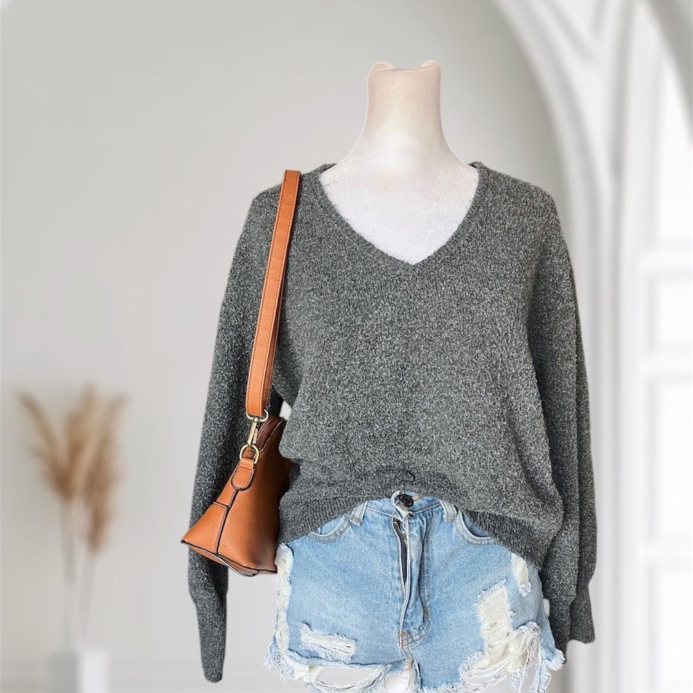 A New Day Cozy Knit V-Neck Pullover Sweater - Mediumuu